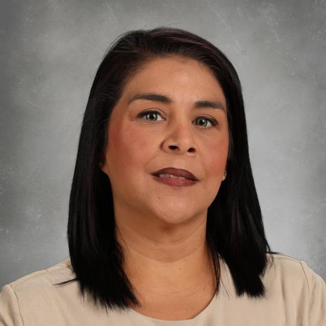 YvonneFagundes's Profile Photo