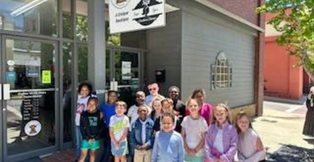 students on field trip