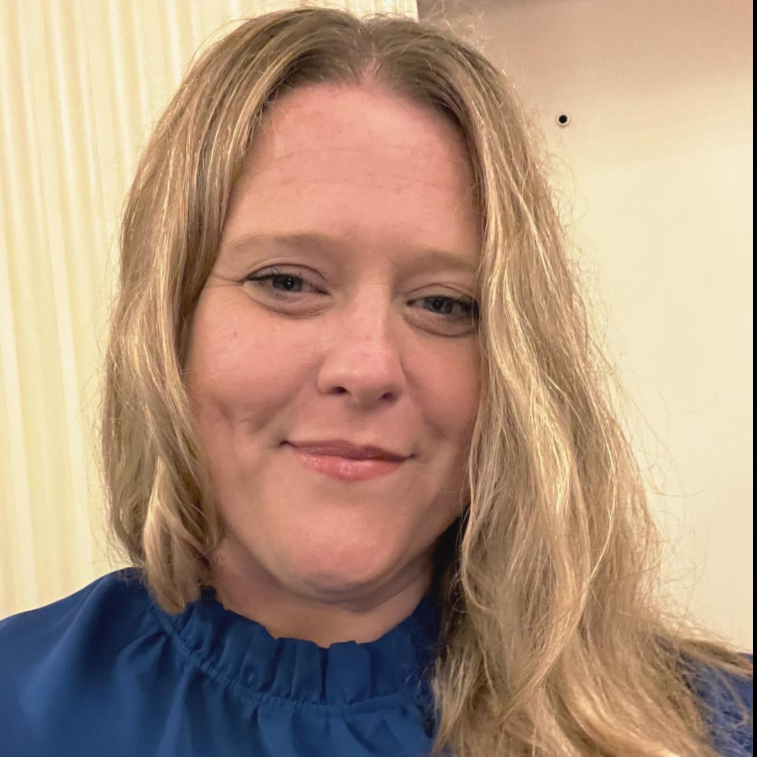 AngelaRoberts's Profile Photo