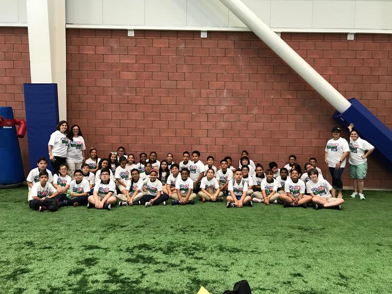 colin powell students at Giants Training Camp