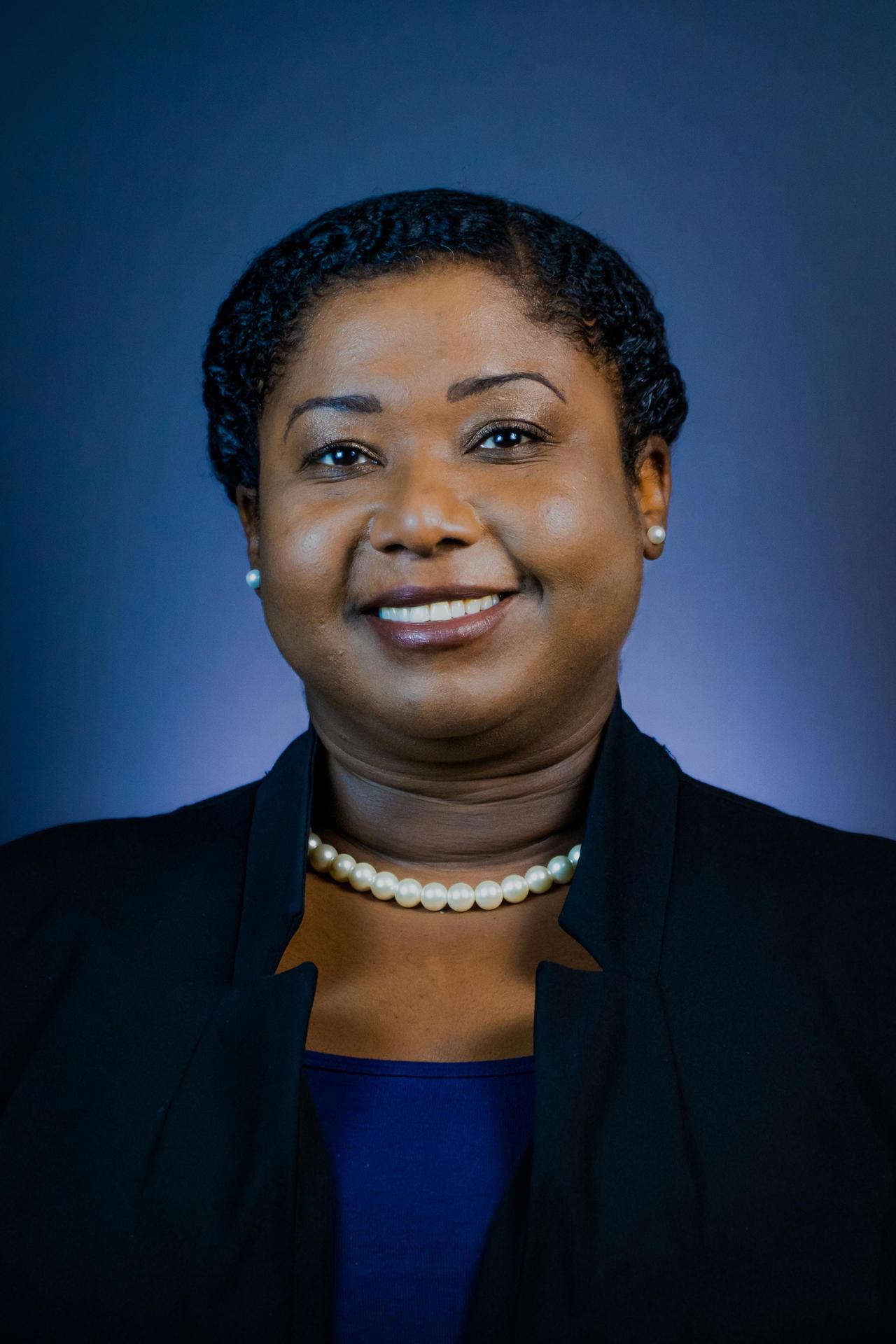 Dr. Diedra Davis