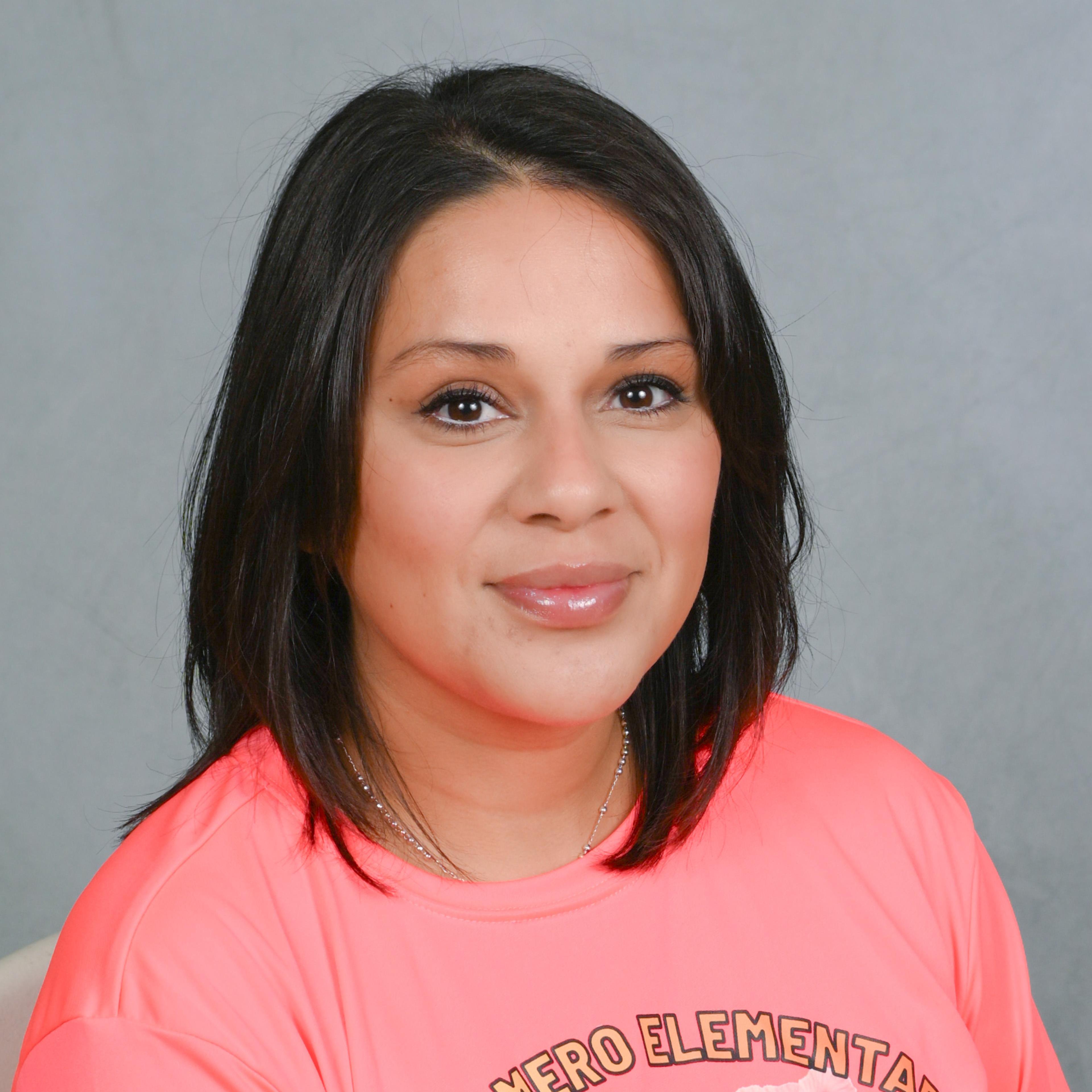 MayraGonzalez's Profile Photo