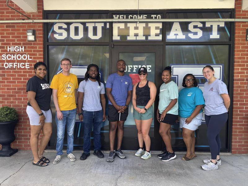 Southeast High School Young Professionals of Meridian Volunteer Effort