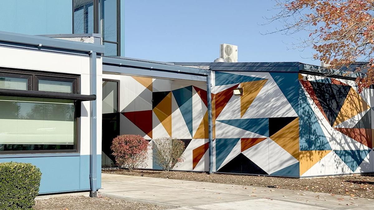 Echo Shaw ES front entrance