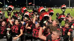 football team cheering
