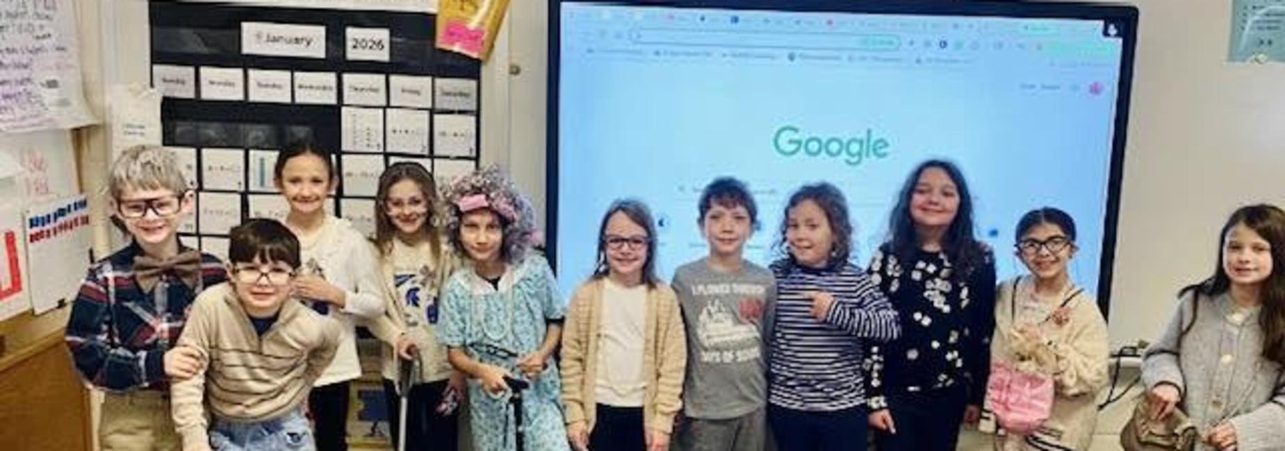 MAX celebrating 100 days