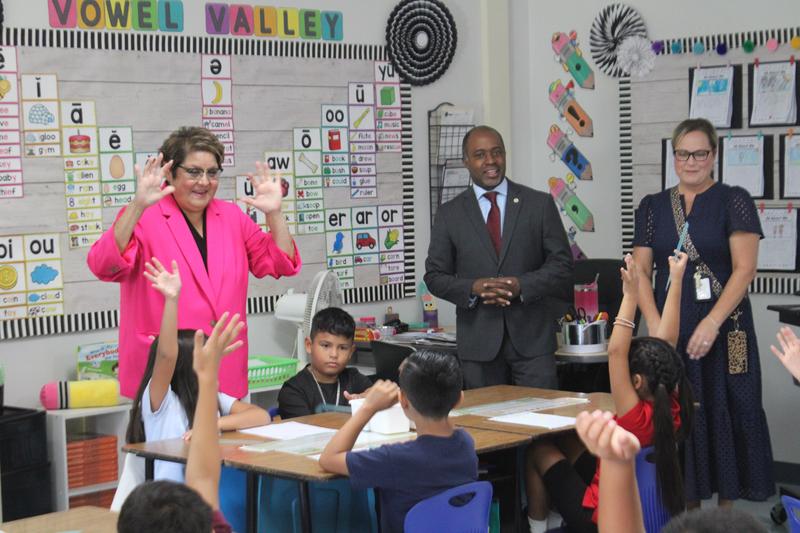 School Principal Dr. Rodriguez welcomes Superintendent Thurmond to Ms. Riveras Class.