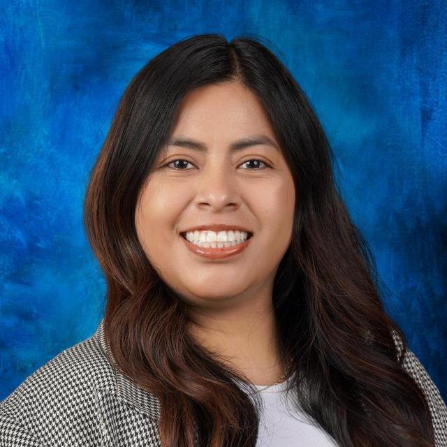 LauraColn's Profile Photo