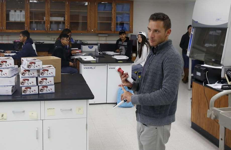 El Camino High School biotechnology teacher Daniel Rivera