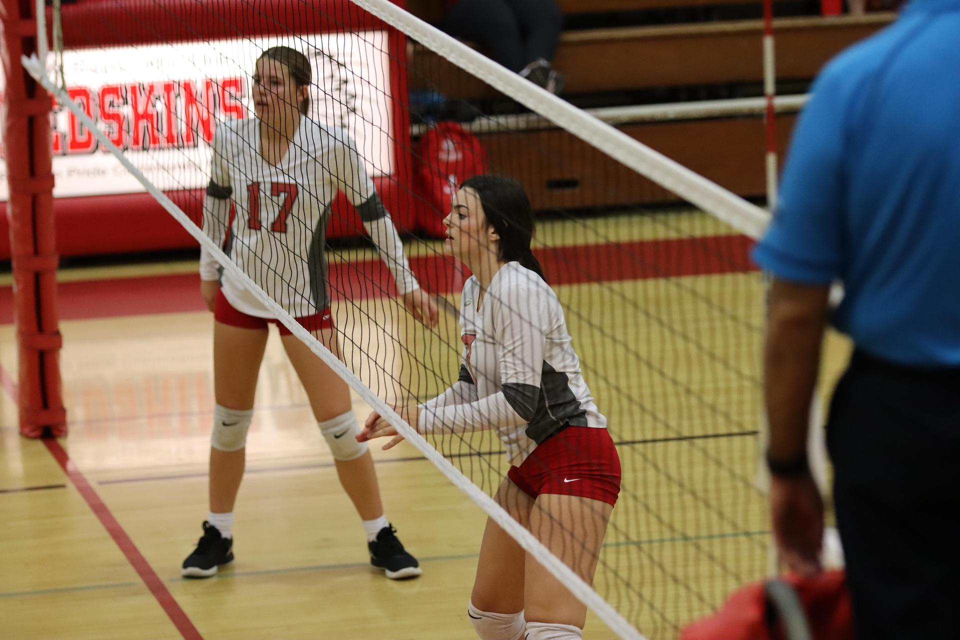 junior varsity girls playing volleyball against Yosemite