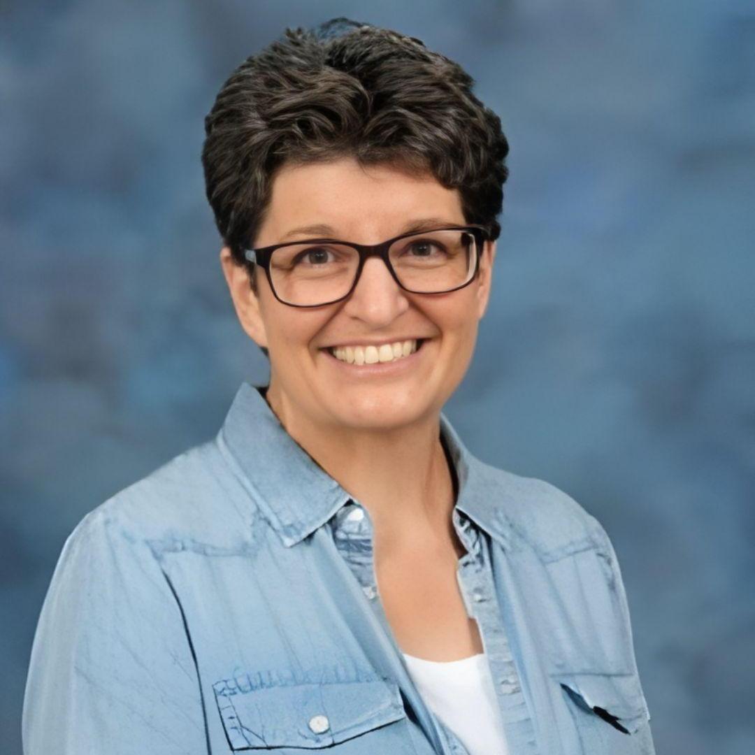 StephanieRussell's Profile Photo