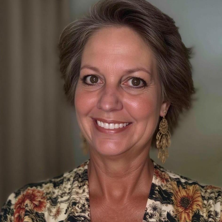 DebbieBishop's Profile Photo