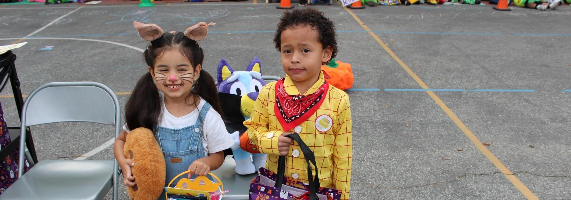 Best costume winners