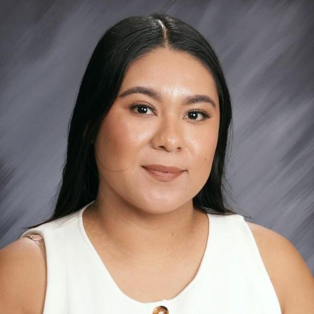 AlmaHernandez's Profile Photo