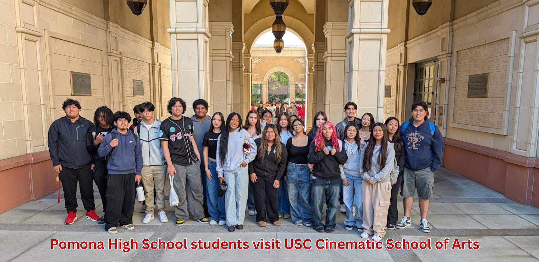 Pomona HS students visit USC Campus
