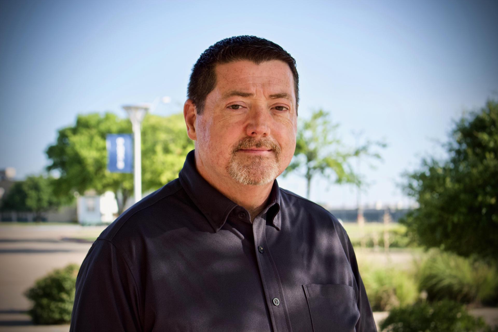 headshot of jerry lozier