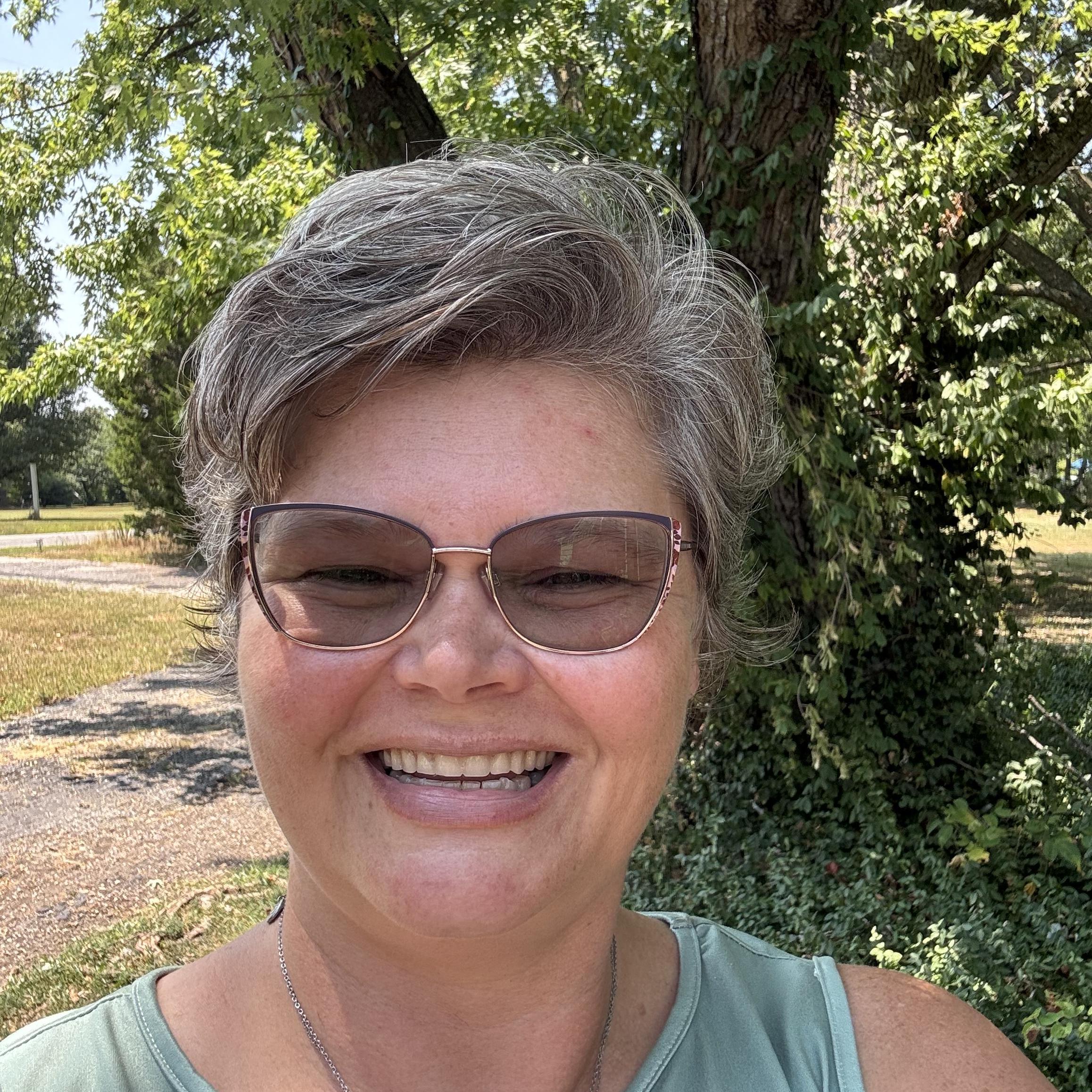 StephanieHenry's Profile Photo