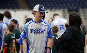 archery tournament action