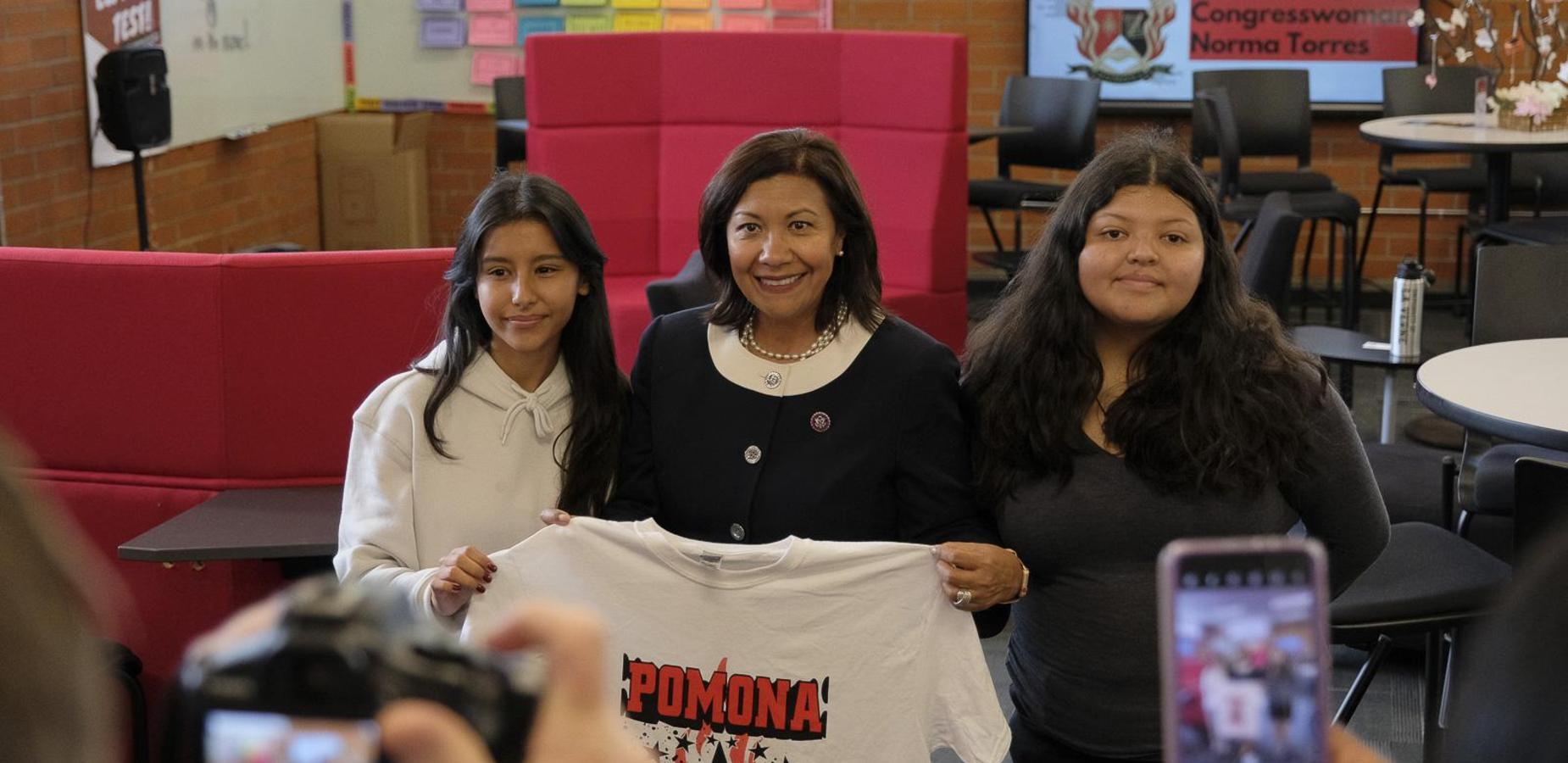 Thank you Congresswoman Norma Torres for visiting Pomona High School! #proud2bepusd #buildingourfuturetogether
