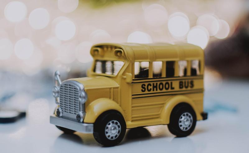 toy school bus
