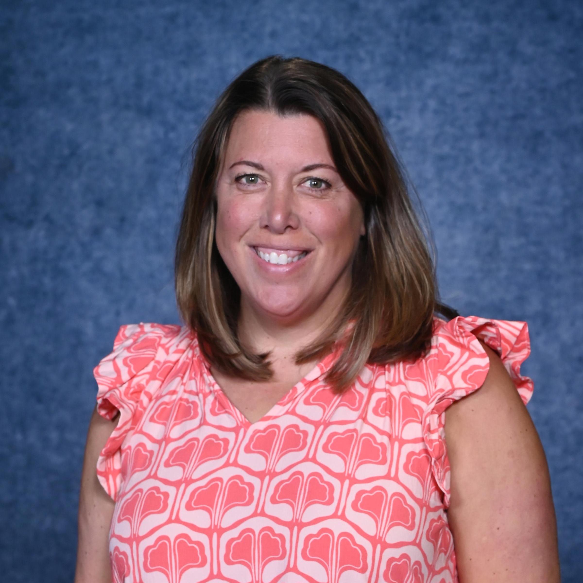 LeslieVandenabeele's Profile Photo