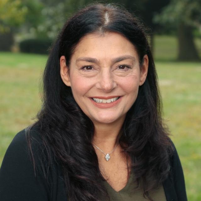 RosebethGuarino's Profile Photo