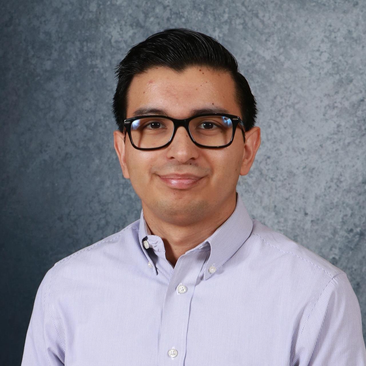 AngelAmparan's Profile Photo