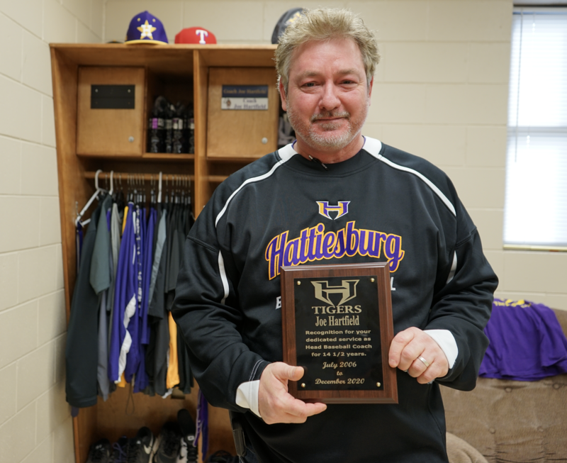Hattiesburg High Baseball Coach Joe Hartfield retires Featured Photo