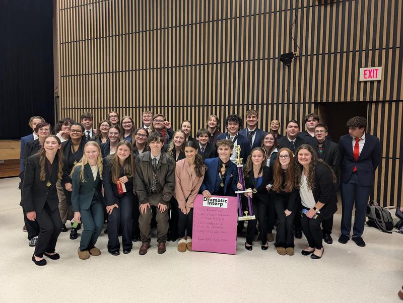 Coaler Speech Team wins Bloomington Tournament