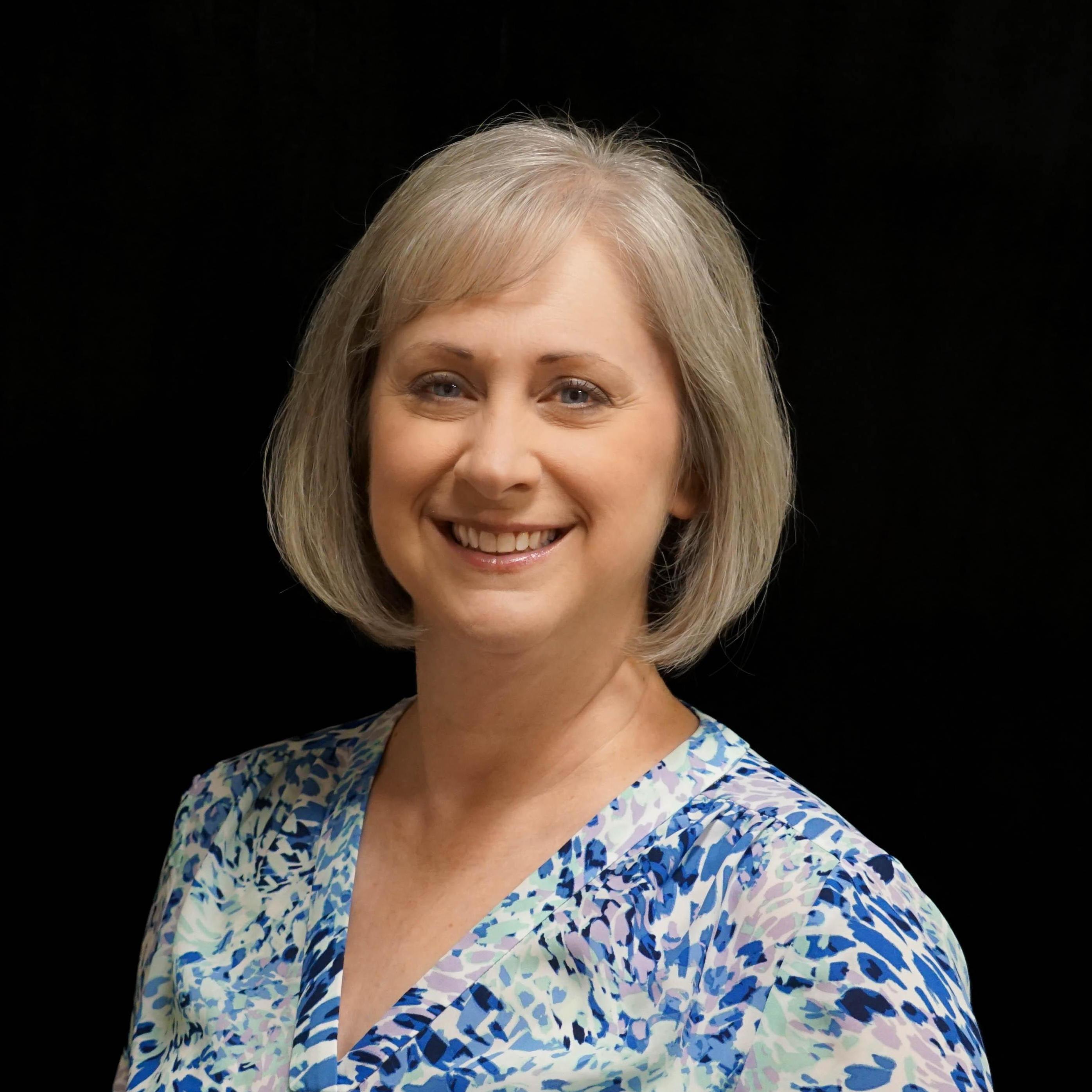 JulieBenton's Profile Photo