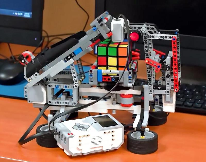 School of Science and Technology Spring