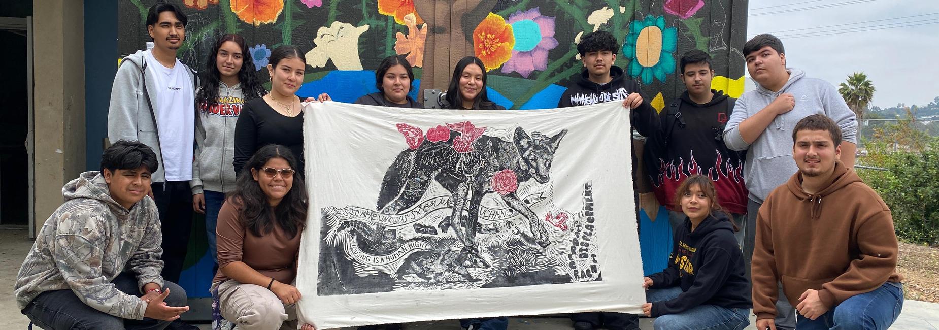 Students making indigenous art