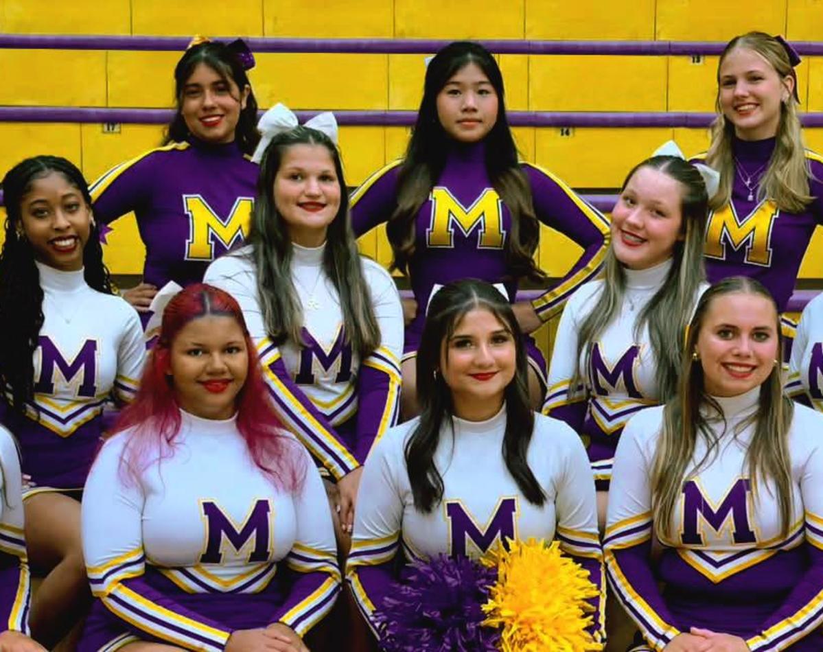photo - Marion High School cheerleaders in fall 2026