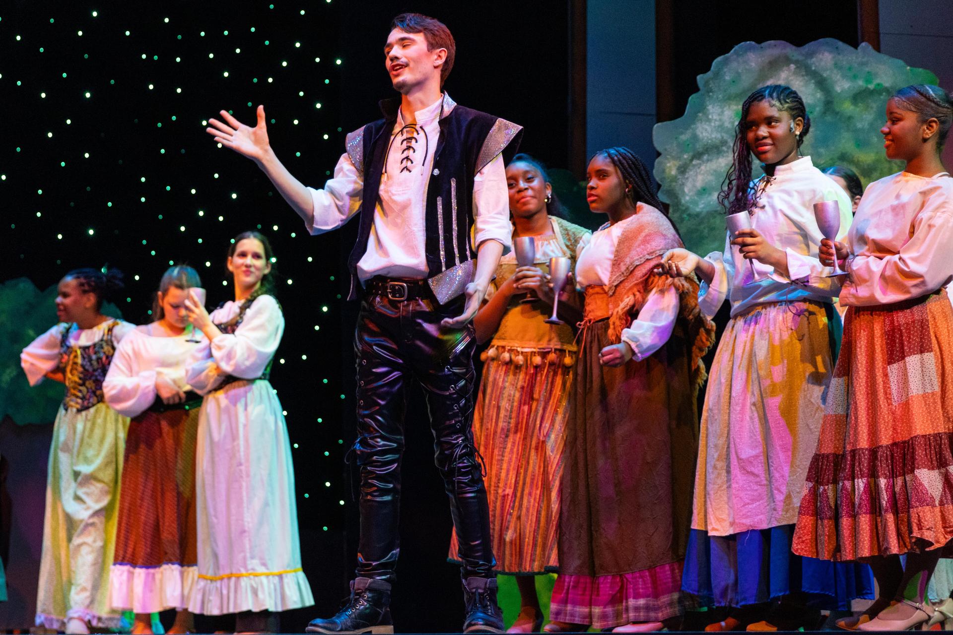 A scene from Something Rotten, Jr.