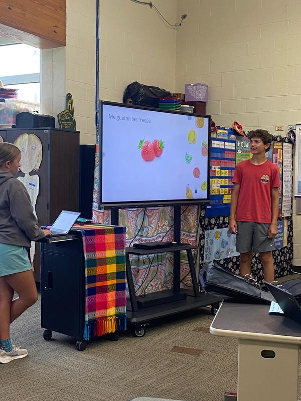 Eighth grade Español at CCMS