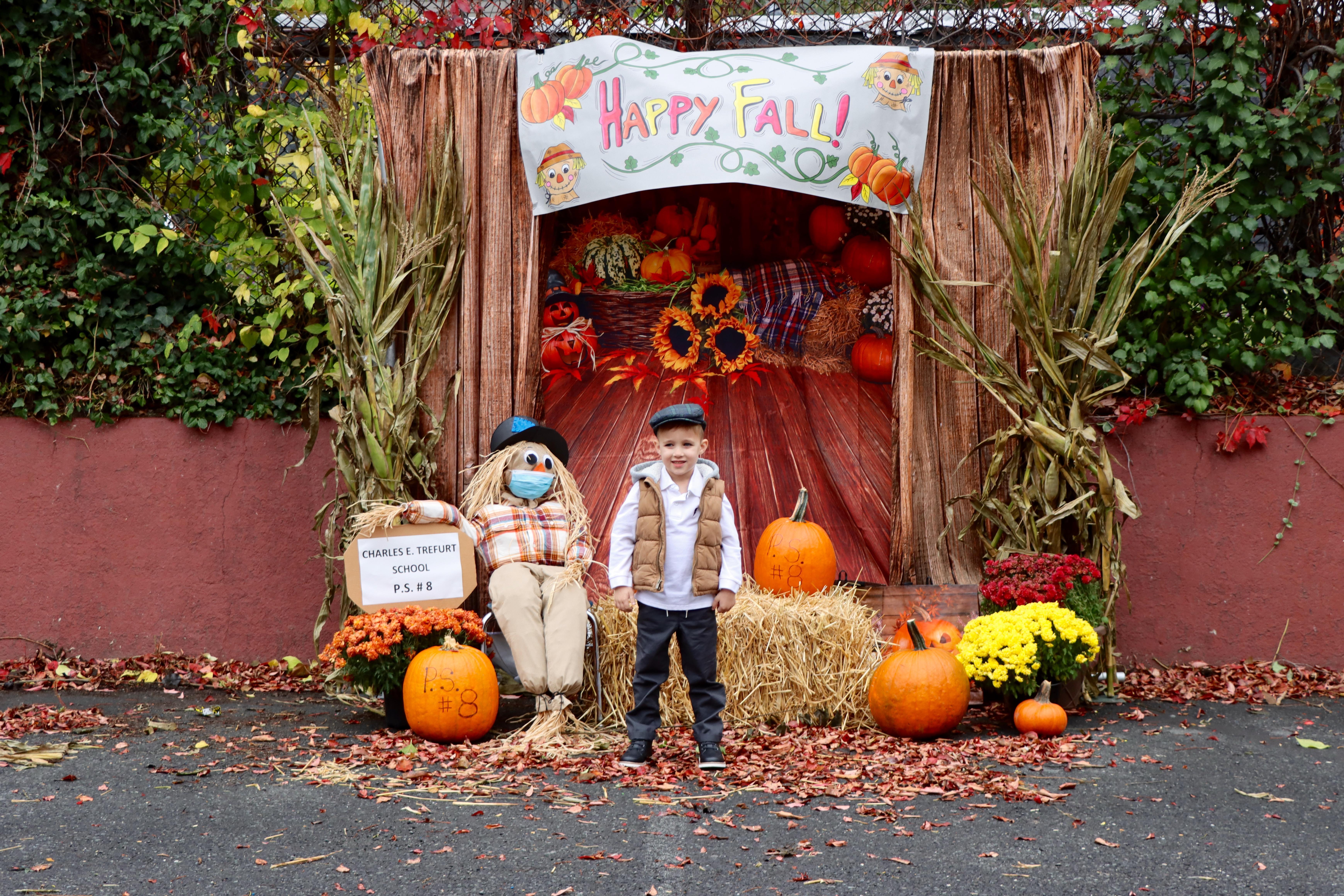 PS 8 Charles E. Trefurt Happy Fall Celebration – School Events 