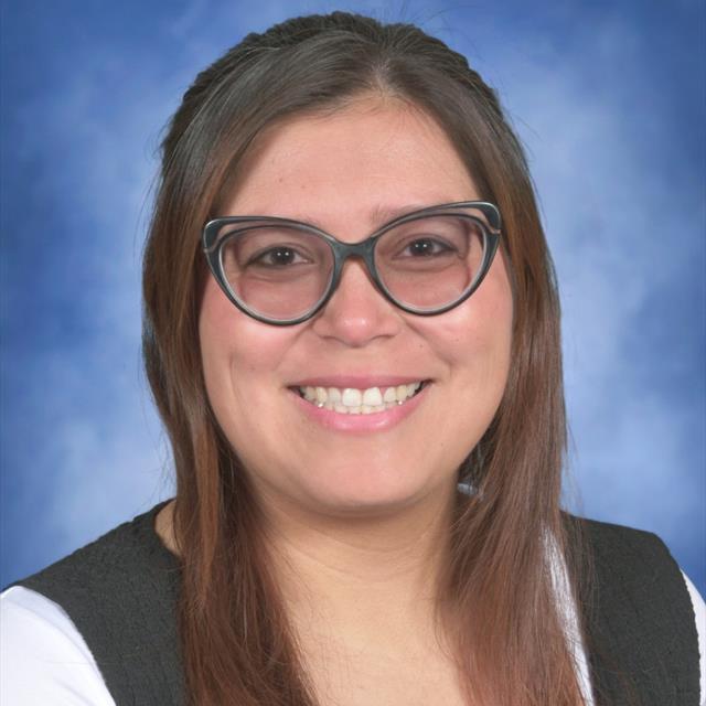 IsabellaGuzman's Profile Photo