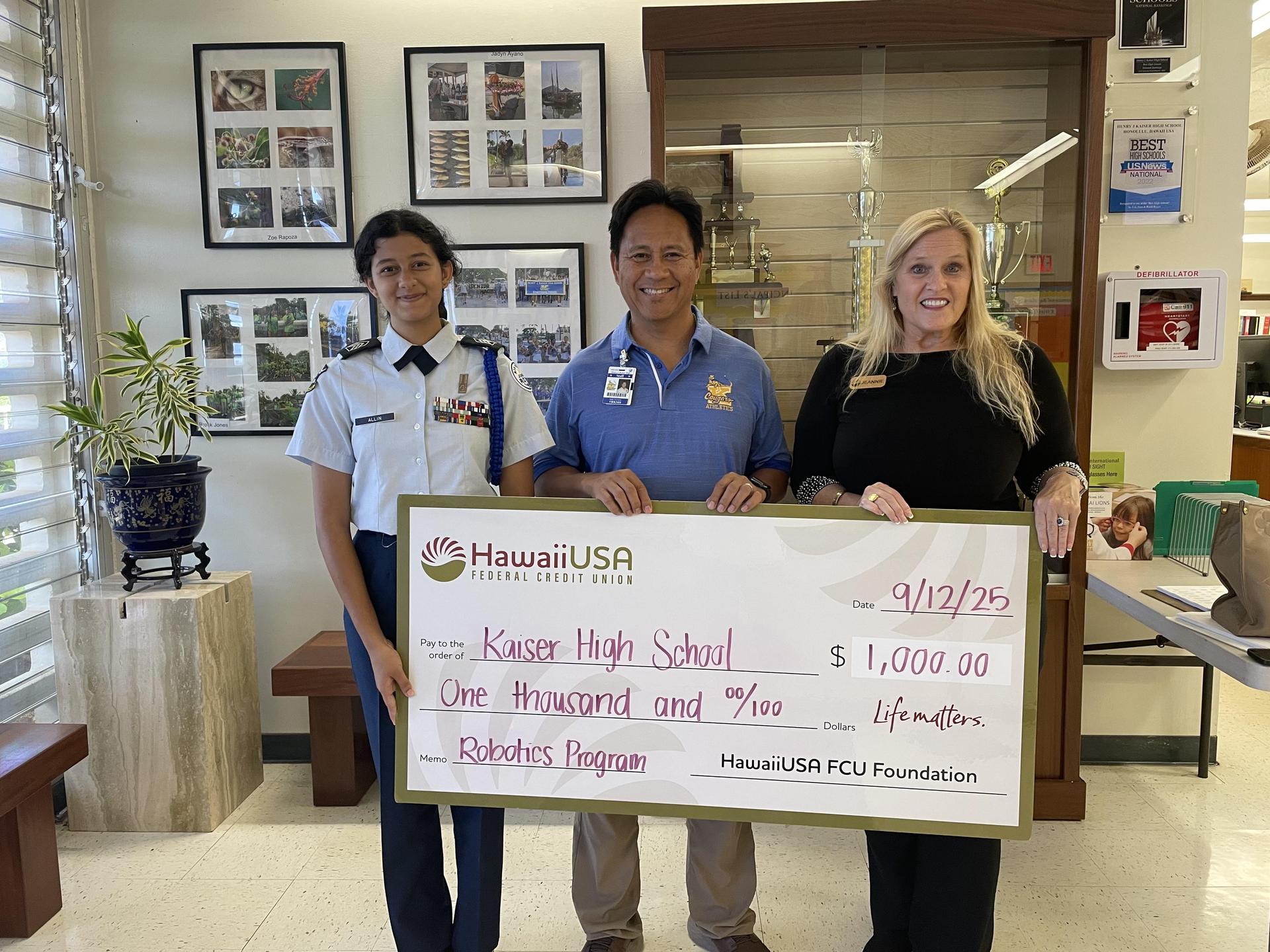 Picture of receiving check Hawaii USA