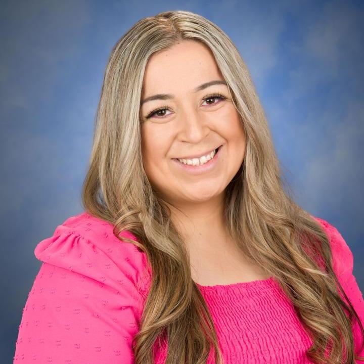 JanetteBravo's Profile Photo