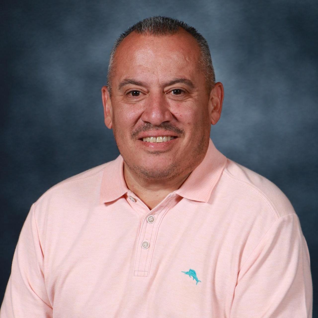 JuanCarrera's Profile Photo