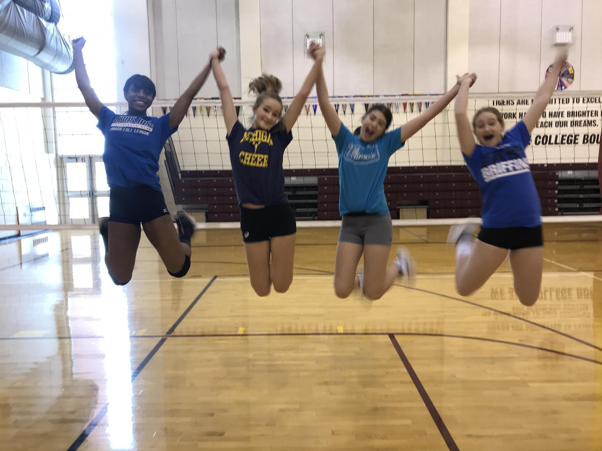 Girls Volleyball Cristina Vallejo Frankfort School District 157C