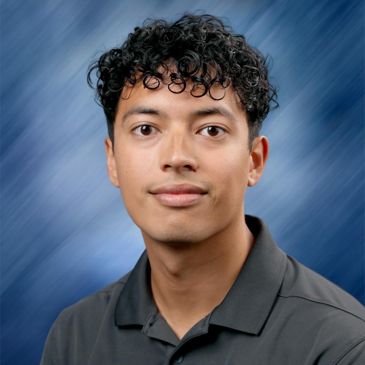 EdgarRobles's Profile Photo