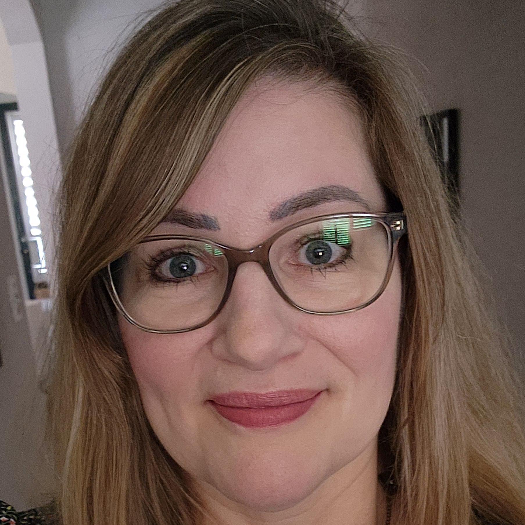 EricaSummerfield's Profile Photo