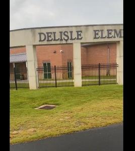 DELISLE ELEMENTARY AUG 2005
