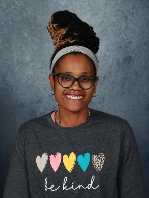 Teacher JE
