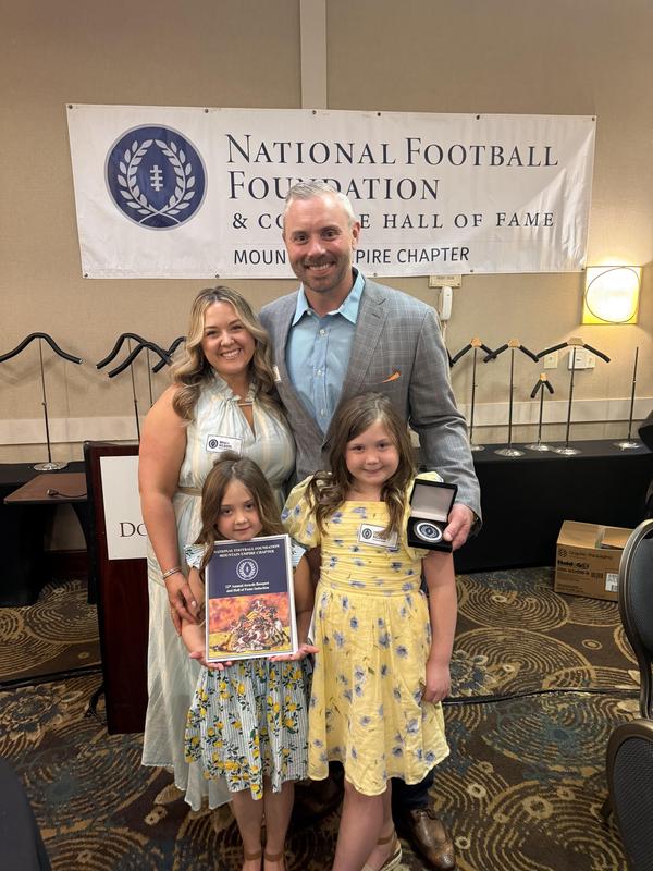 Daniel Kilgore and Family Photo - Daniel his Wife and two young daughters