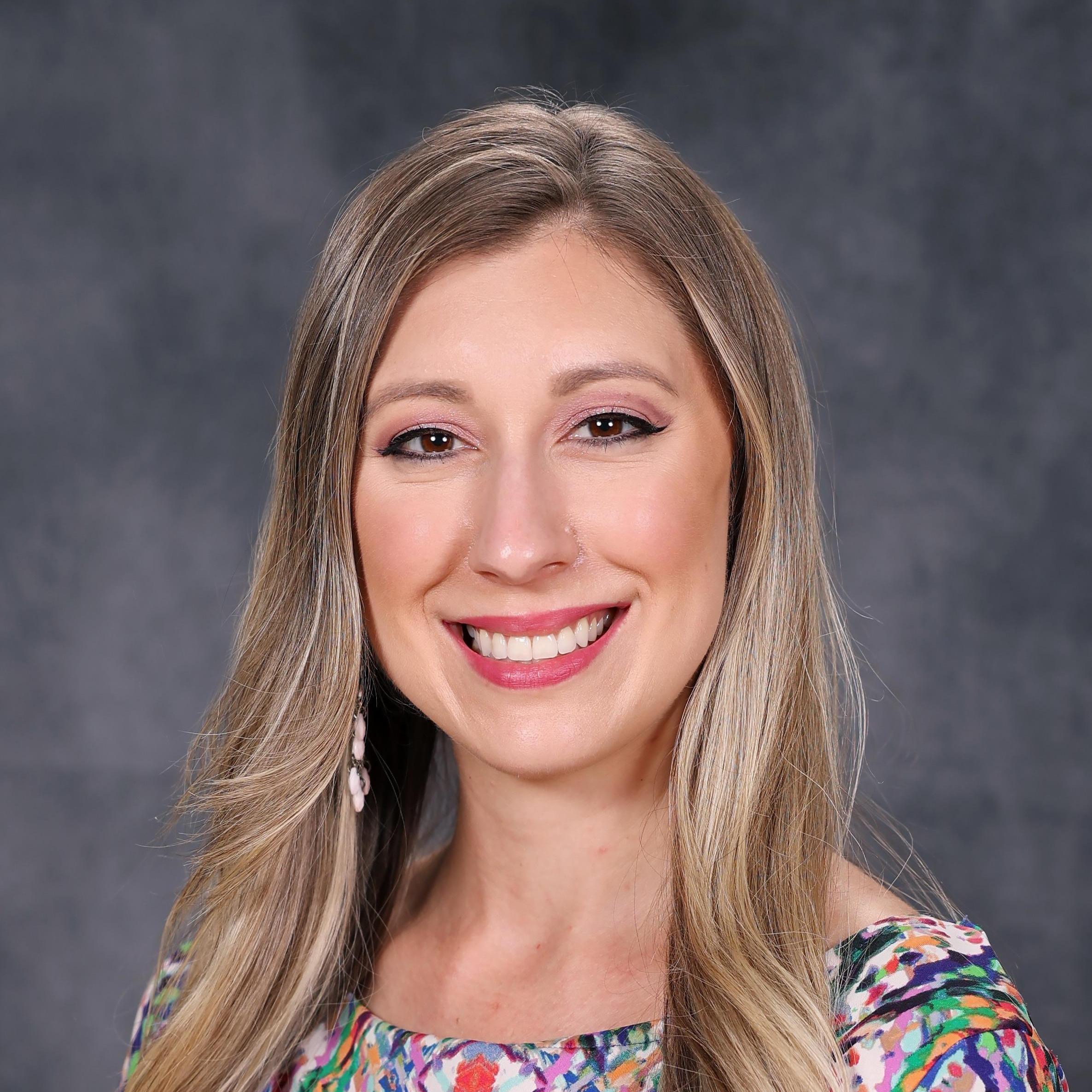 LaurenTsouchlos's Profile Photo