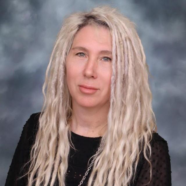 L.MacLeod's Profile Photo