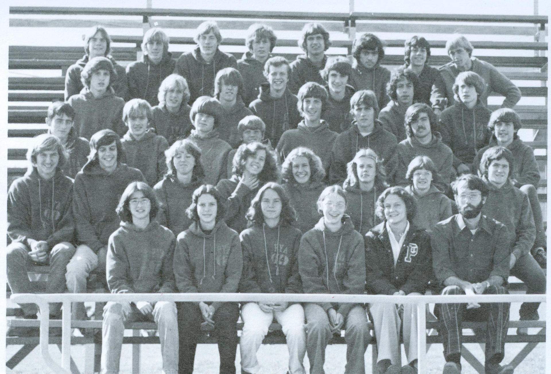 1977 Cross Country Team Photo