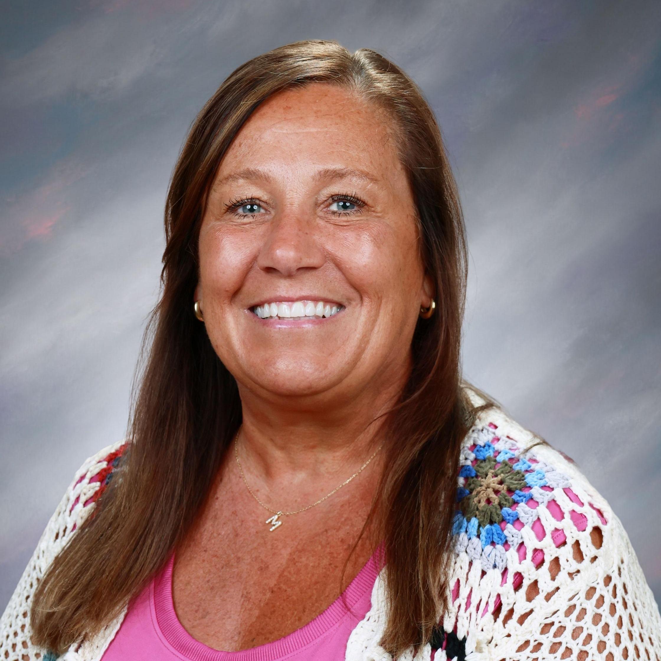 MaryEllenMedeiros's Profile Photo